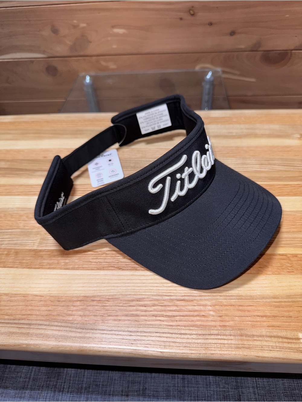 NEW Men’s Titleist Black/White Golf Visor Hat Cap NWT